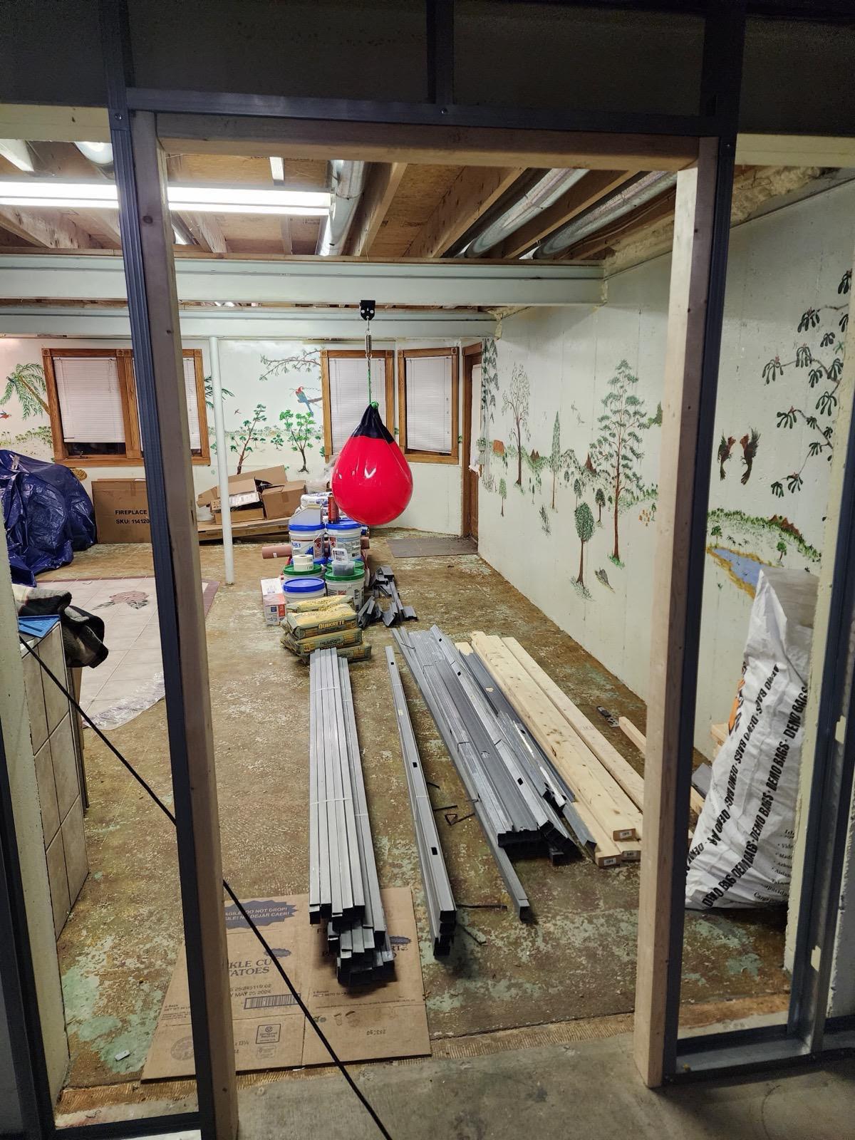 Basement framing photo 4